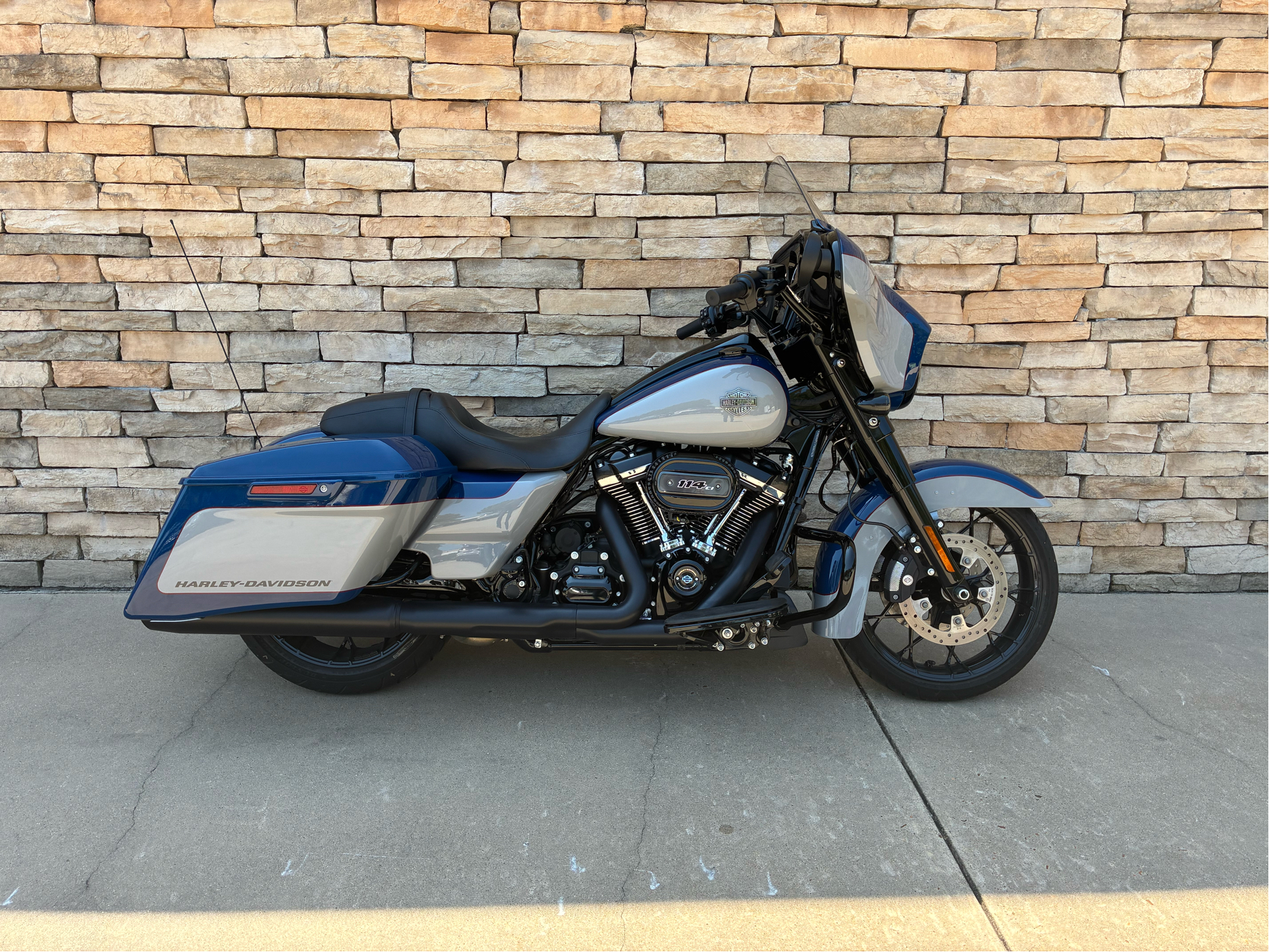 2023 Harley-Davidson Street Glide® Special in Bossier City, Louisiana - Photo 3