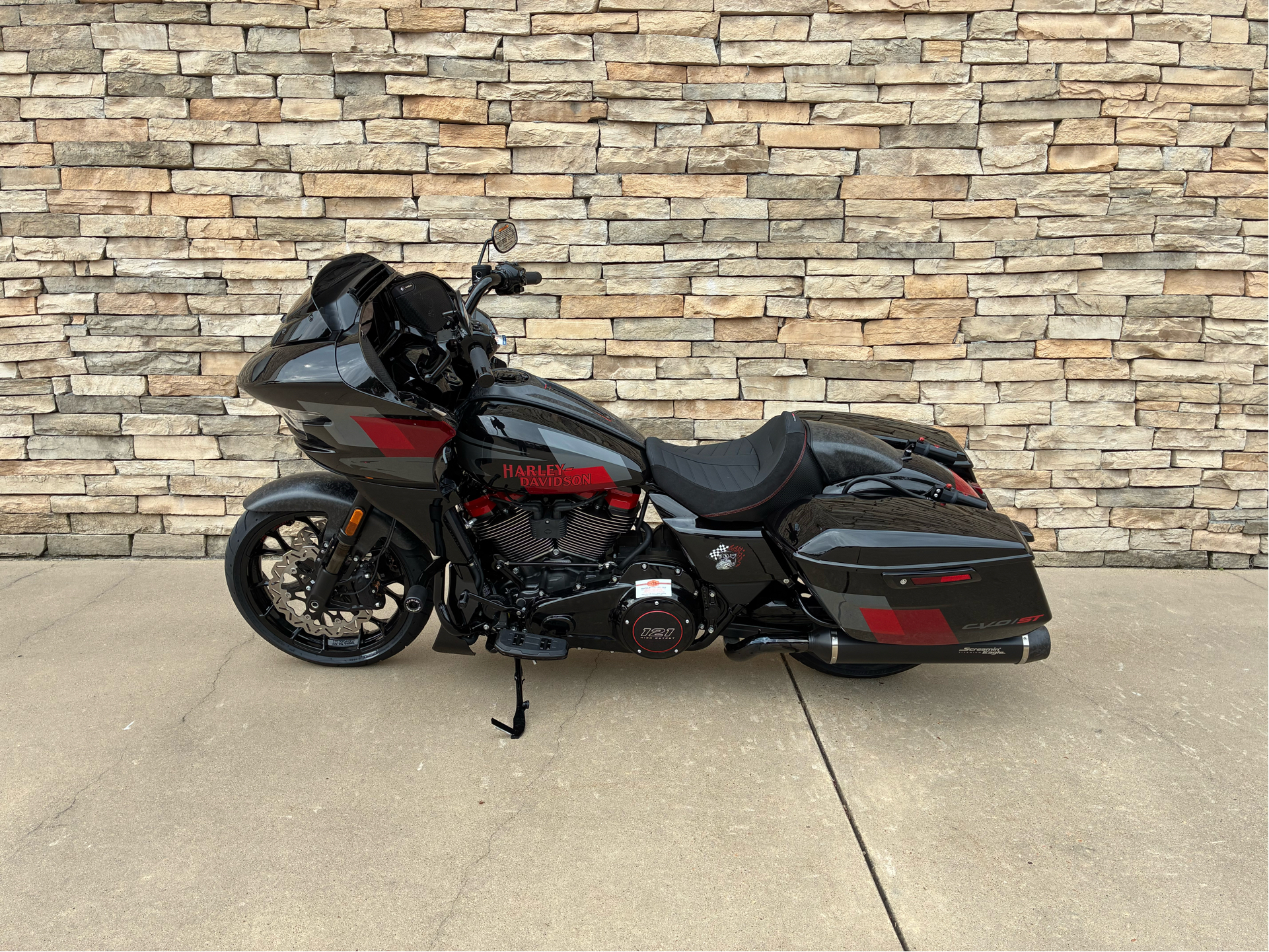 2025 Harley-Davidson CVO™ Road Glide® ST in Bossier City, Louisiana