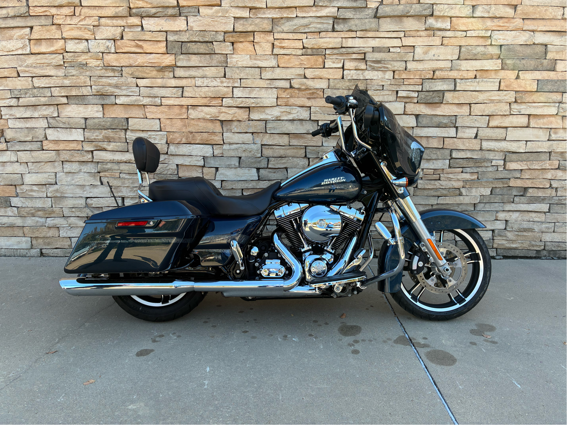 2016 Harley-Davidson Street Glide® Special in Bossier City, Louisiana - Photo 3