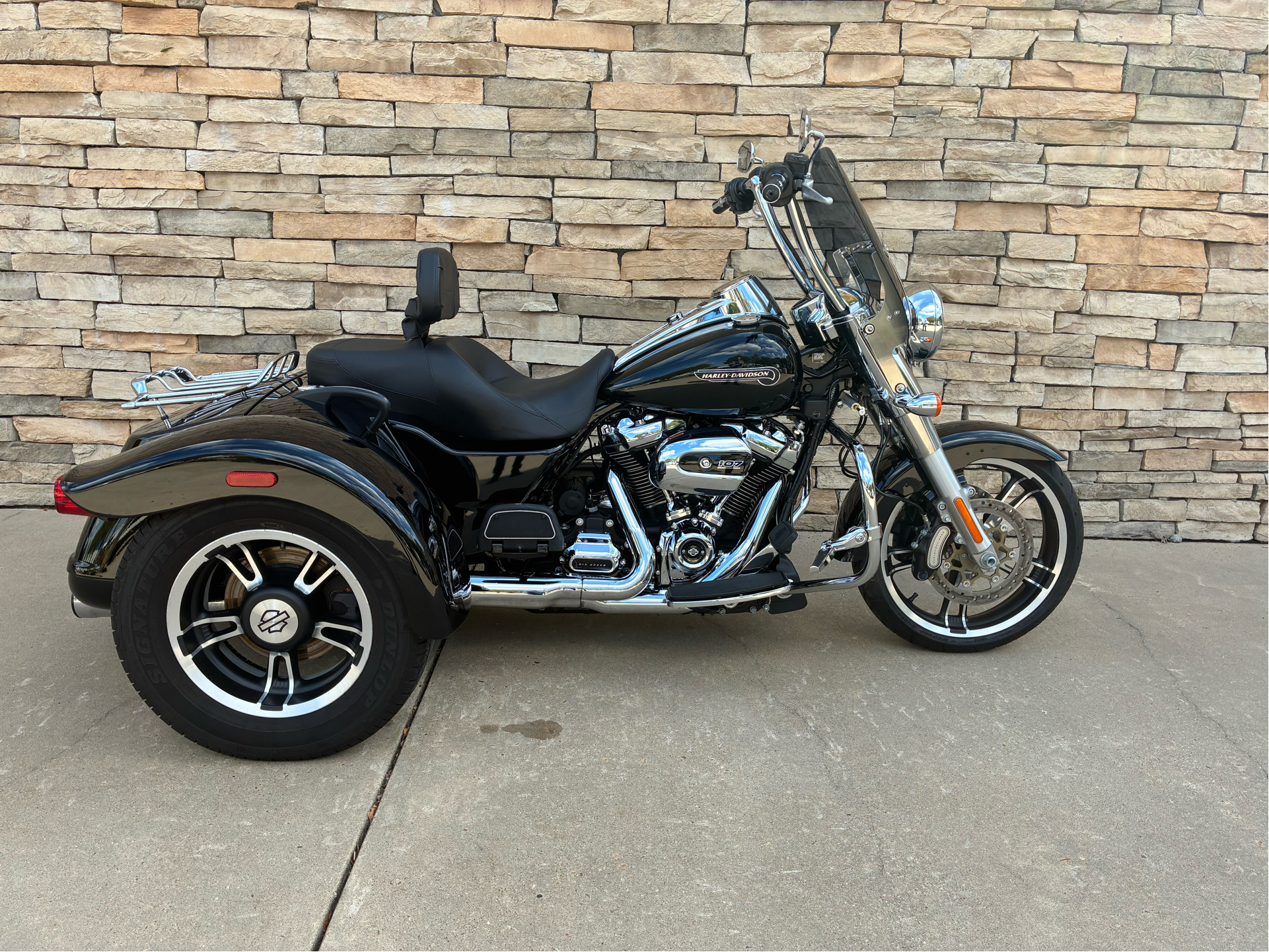 2017 Harley-Davidson Freewheeler in Bossier City, Louisiana - Photo 3