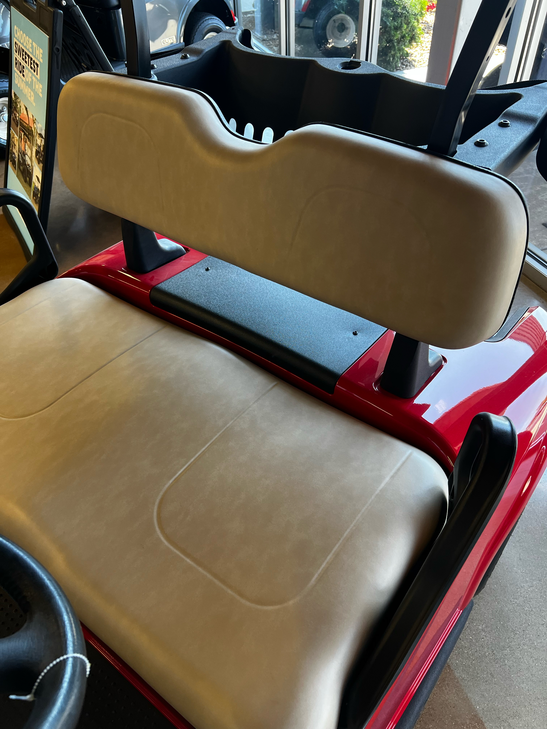 2018 EZGO RXV photo 5