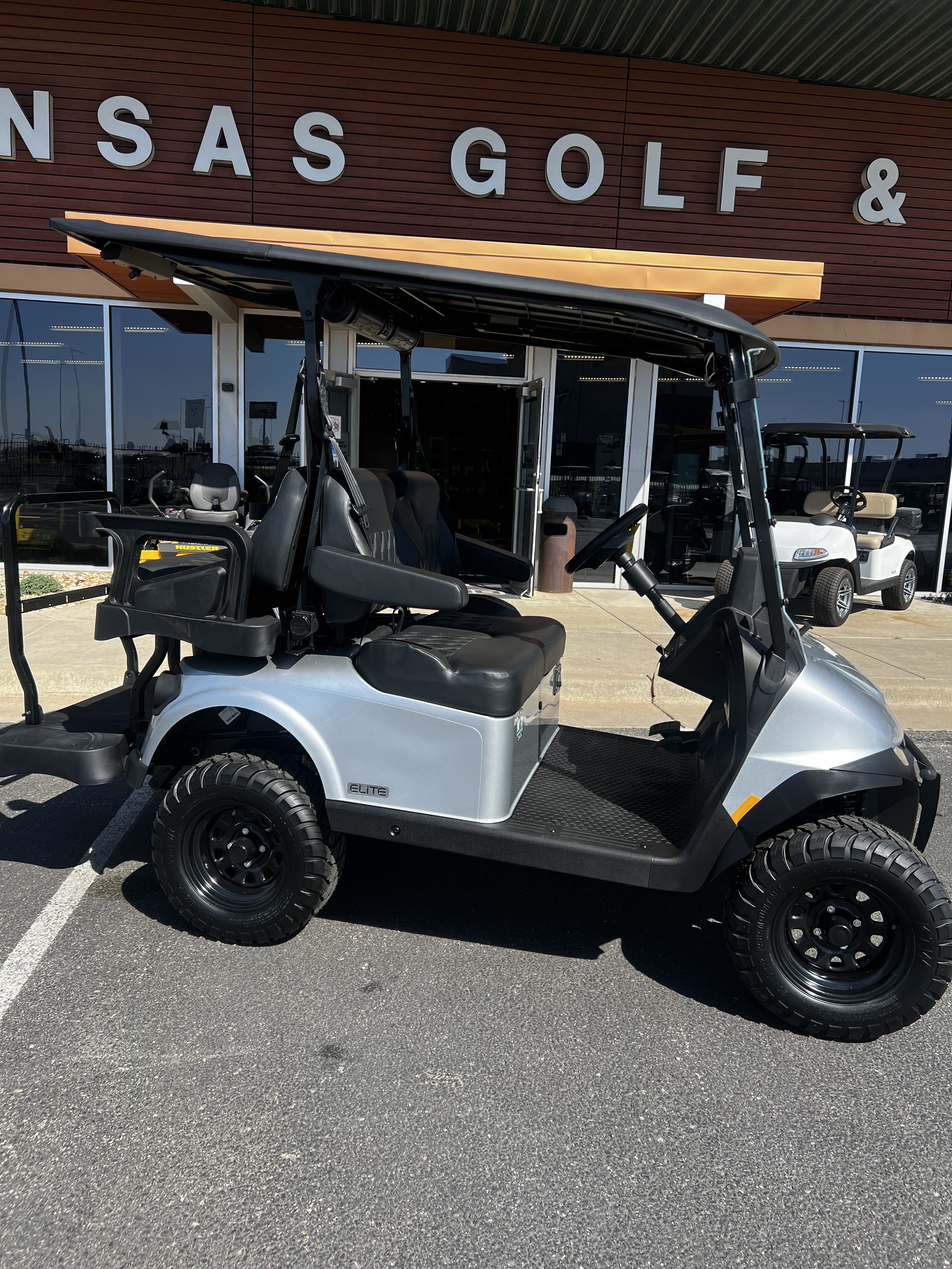 2026 EZGO RXV photo 2