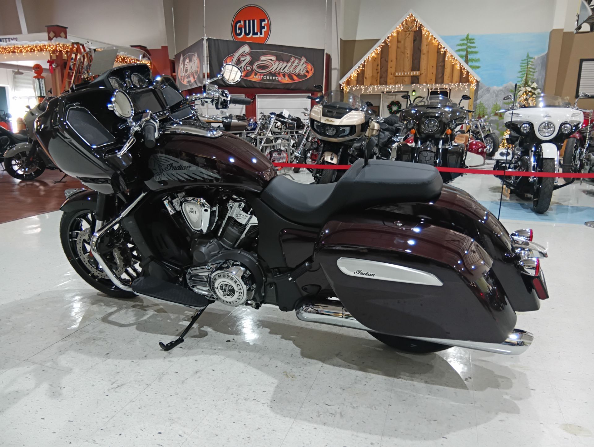 2026 Indian Motorcycle Challenger® Limited Motorcycles Saint Rose