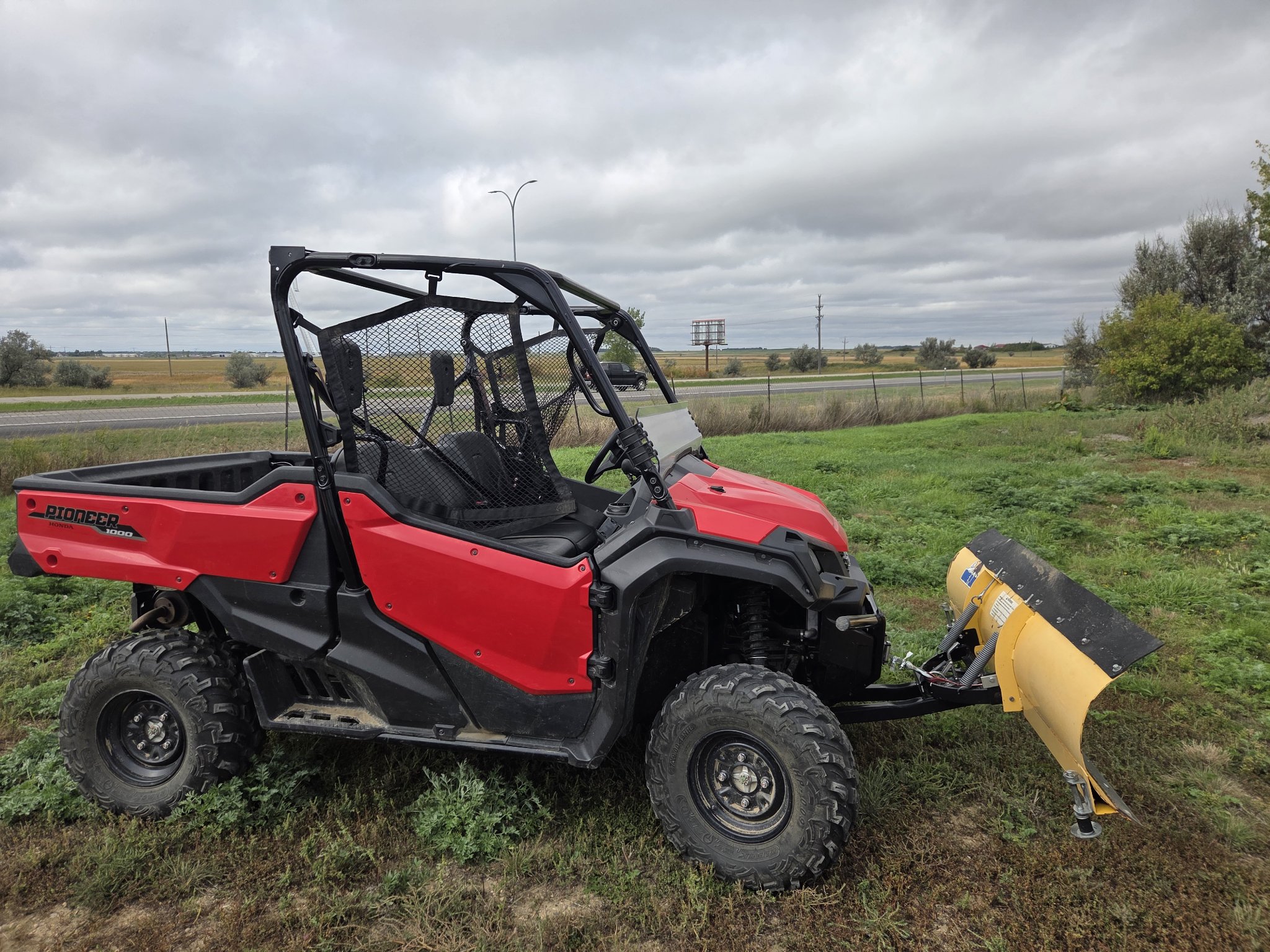2017 Honda Pioneer 1000 EPS 3
