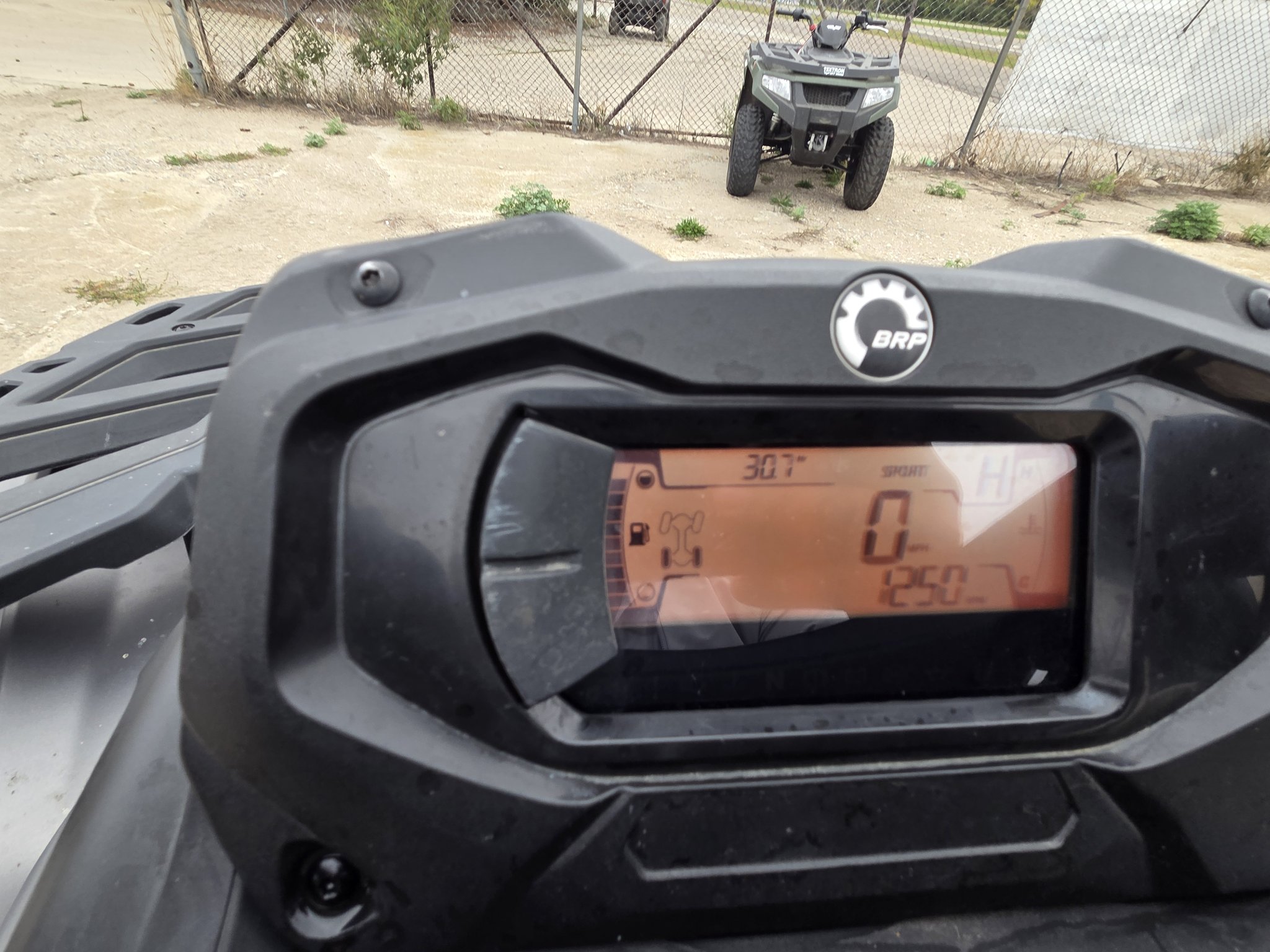 2023 Can-Am™ Outlander XT 850 6