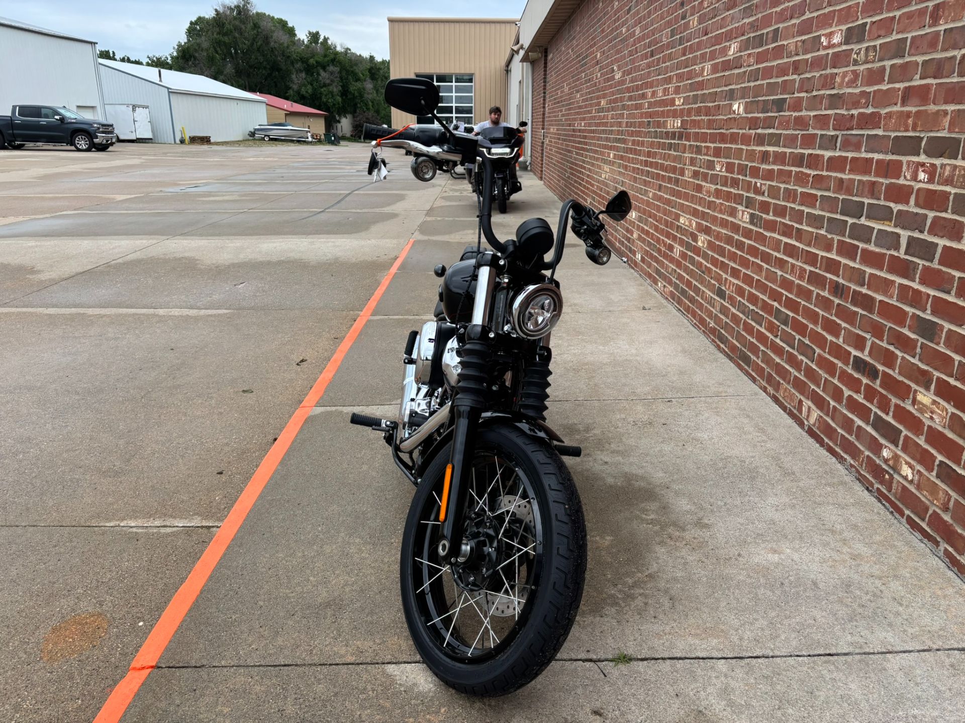 雰囲気抜群 HARLEY DAVIDSON ベロア 短丈 バック刺繍 ブルゾン New 2025 Harley-Davidson Street Bob® for Sale, Ames IA