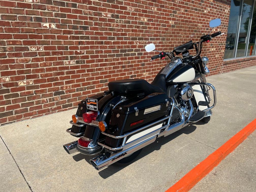2010 Harley-Davidson Police Road King® 8