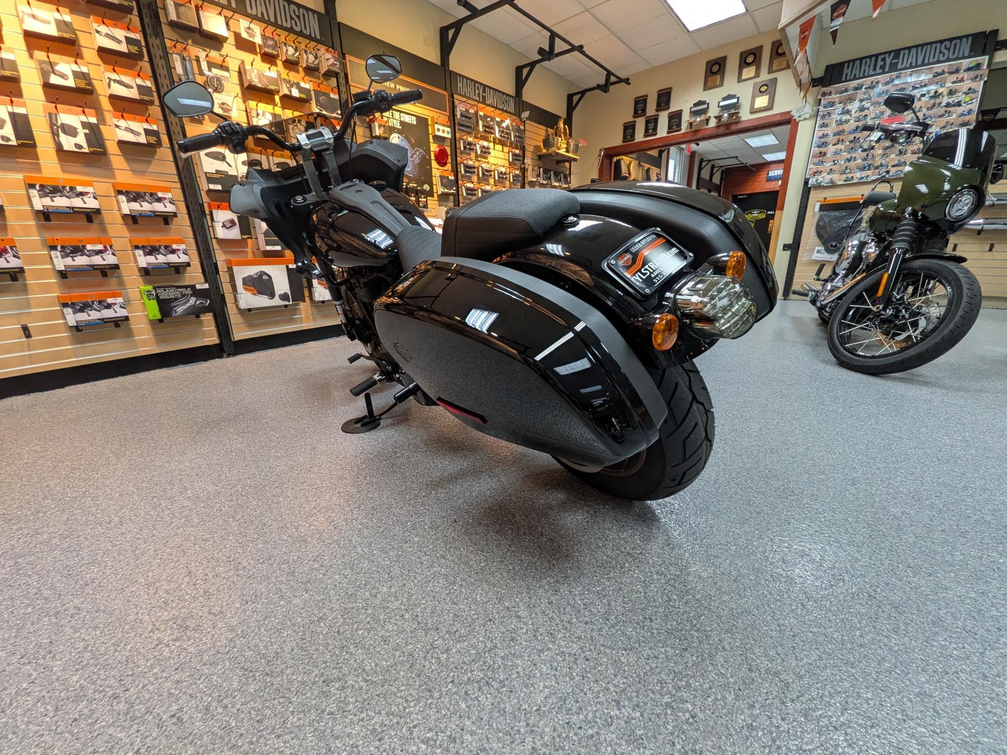 2024 Harley-Davidson Low Rider® ST 6