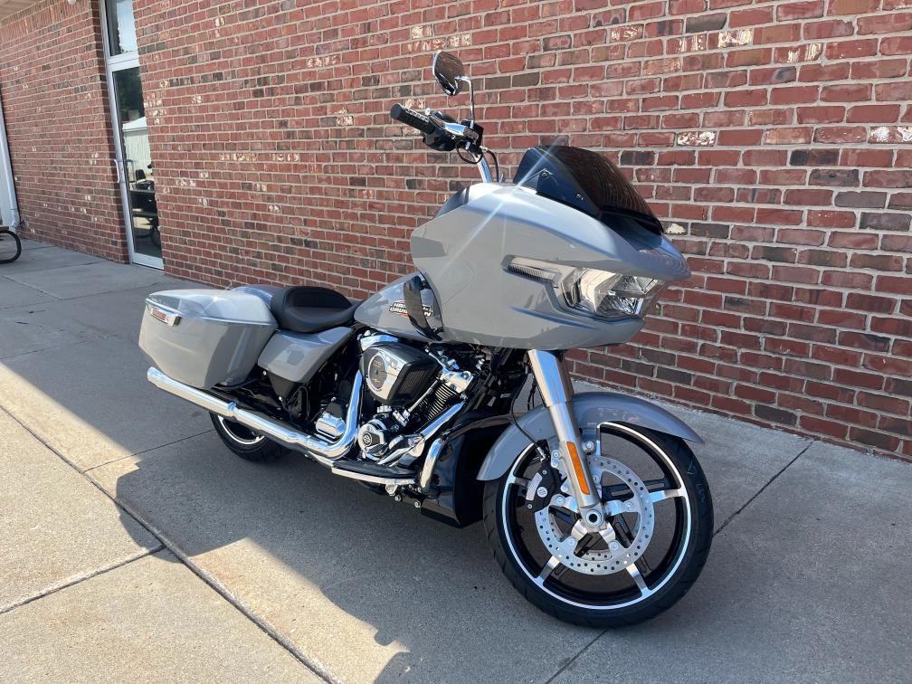 New 2026 Harley-Davidson Road Glide® for Sale, Ames IA | Dark