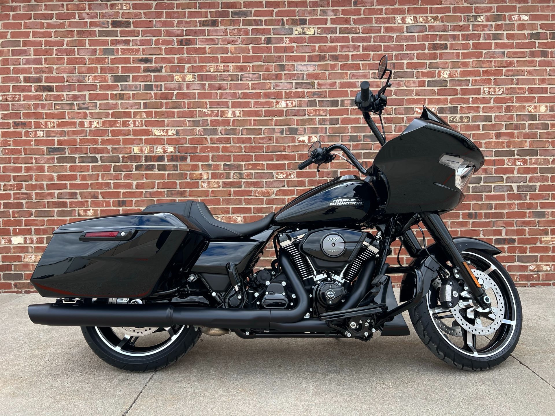 New 2025 Harley-Davidson Road Glide® Motorcycle - Specs