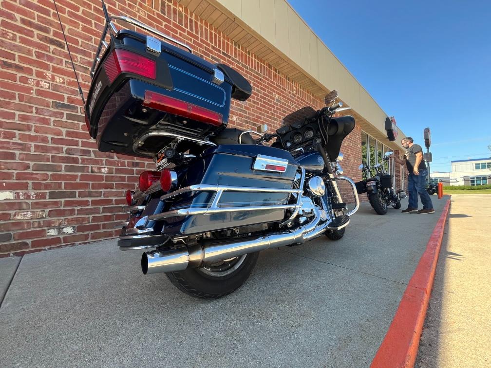2000 Harley-Davidson FLHTC/FLHTCI Electra Glide® Classic 9