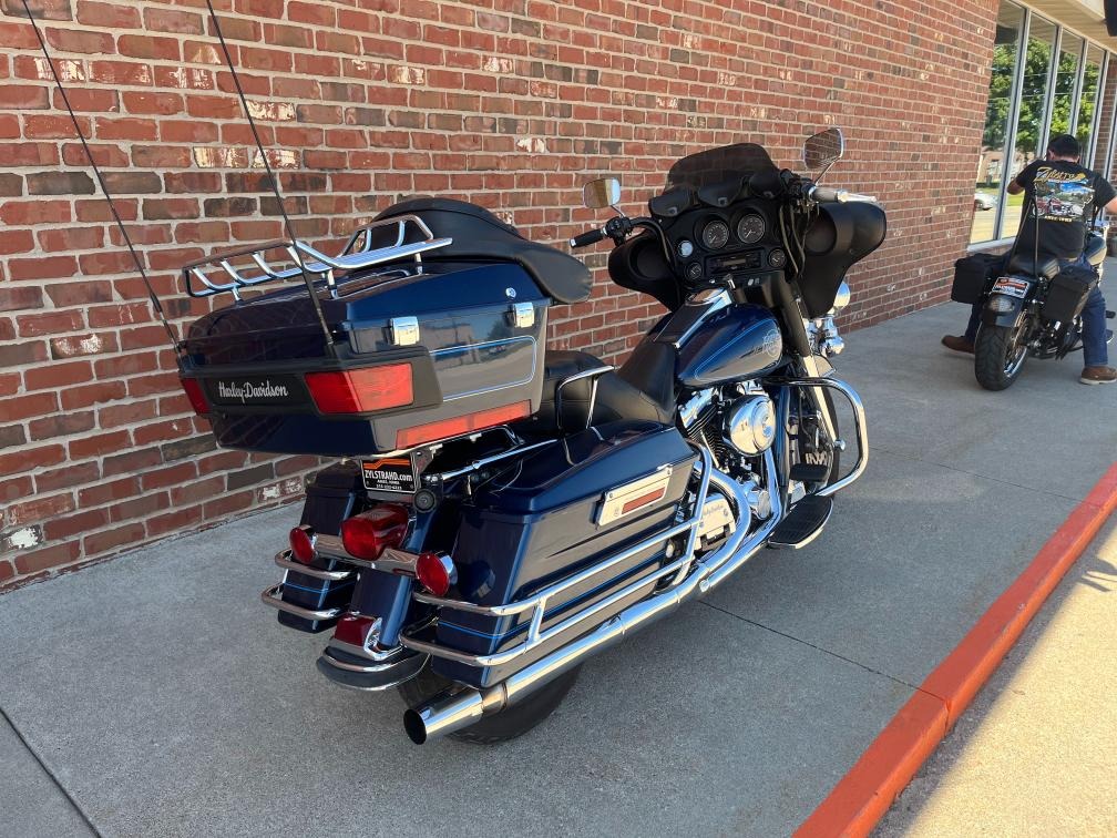 2000 Harley-Davidson FLHTC/FLHTCI Electra Glide® Classic 8