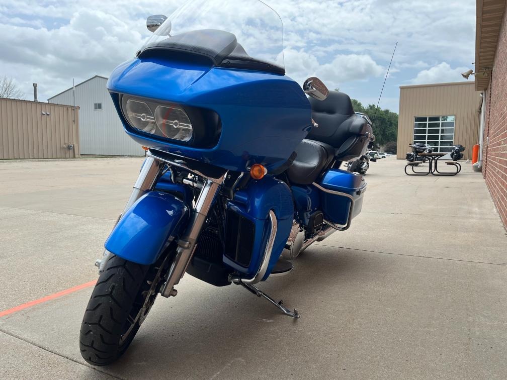 2018 Harley-Davidson Road Glide® Ultra 4