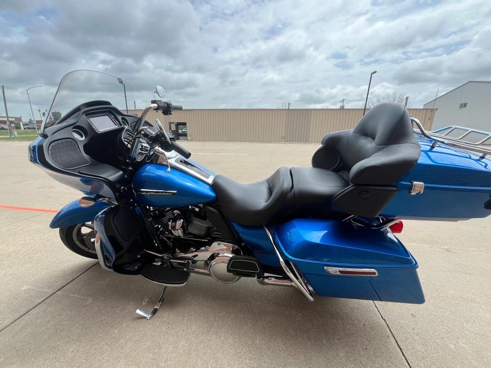 2018 Harley-Davidson Road Glide® Ultra 5