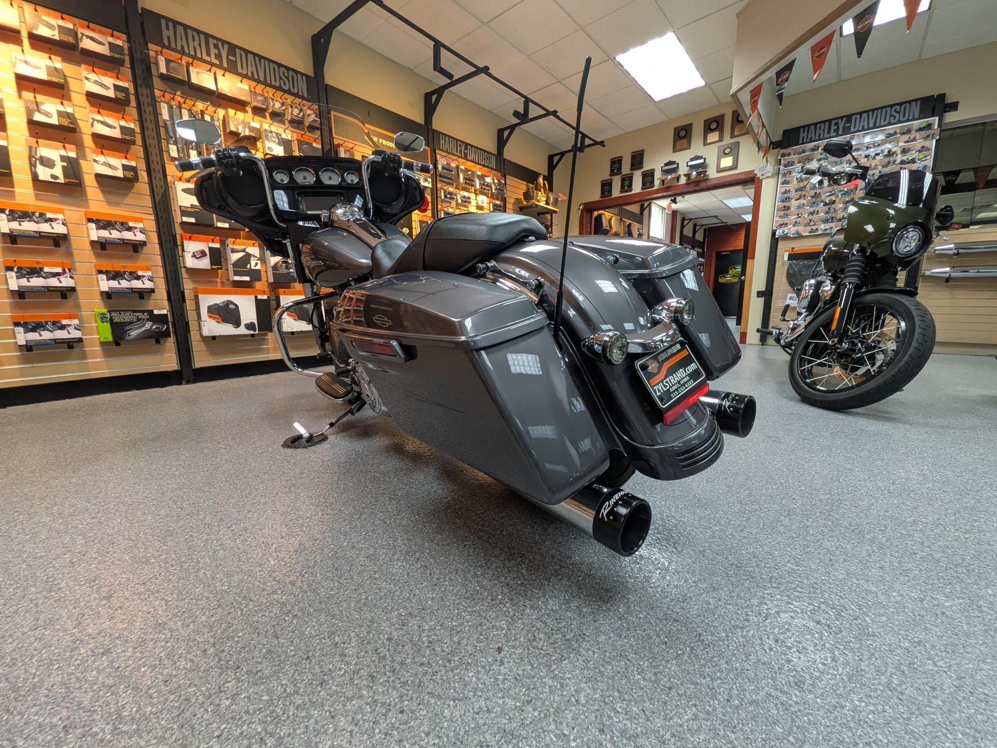 2014 Harley-Davidson Street Glide® Special 6