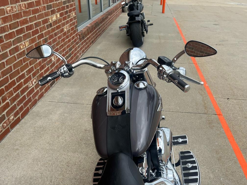 2016 Harley-Davidson Fat Boy® 12