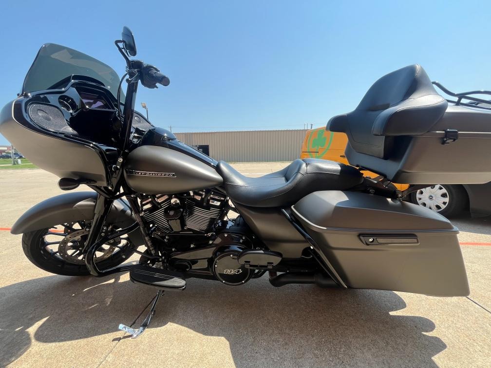 2019 Harley-Davidson Road Glide® Special 5