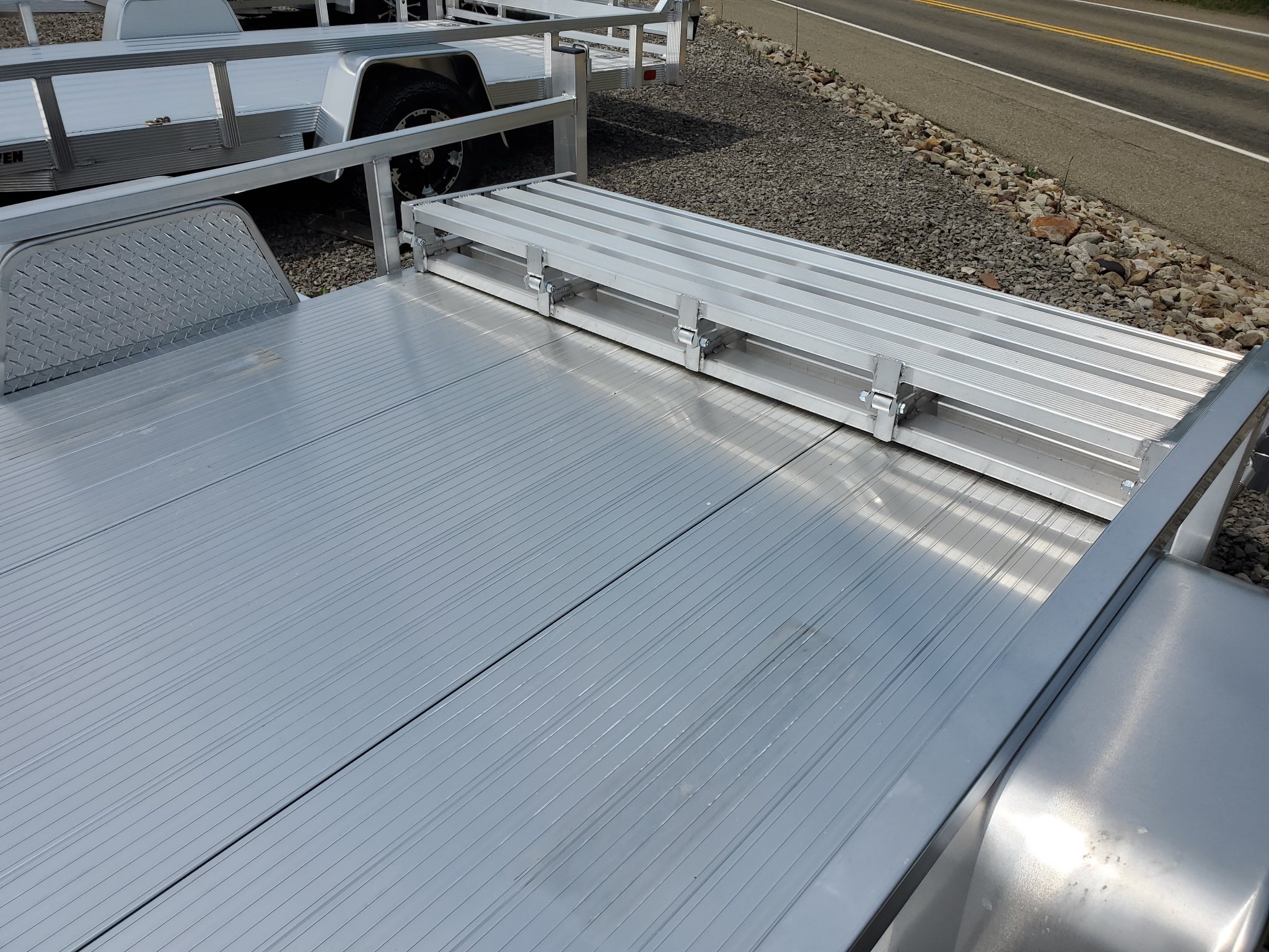 3.0K Utility Trailer photo 2