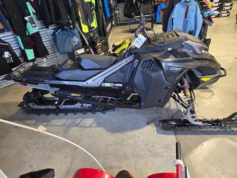 New 2024 LYNX Shredder RE 3700 850 E-TEC Turbo R PowderMax 2.5