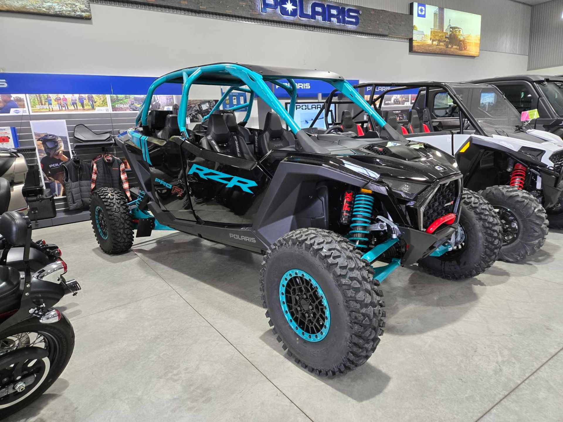 Polaris RZR Pro R 4 Ultimate Image