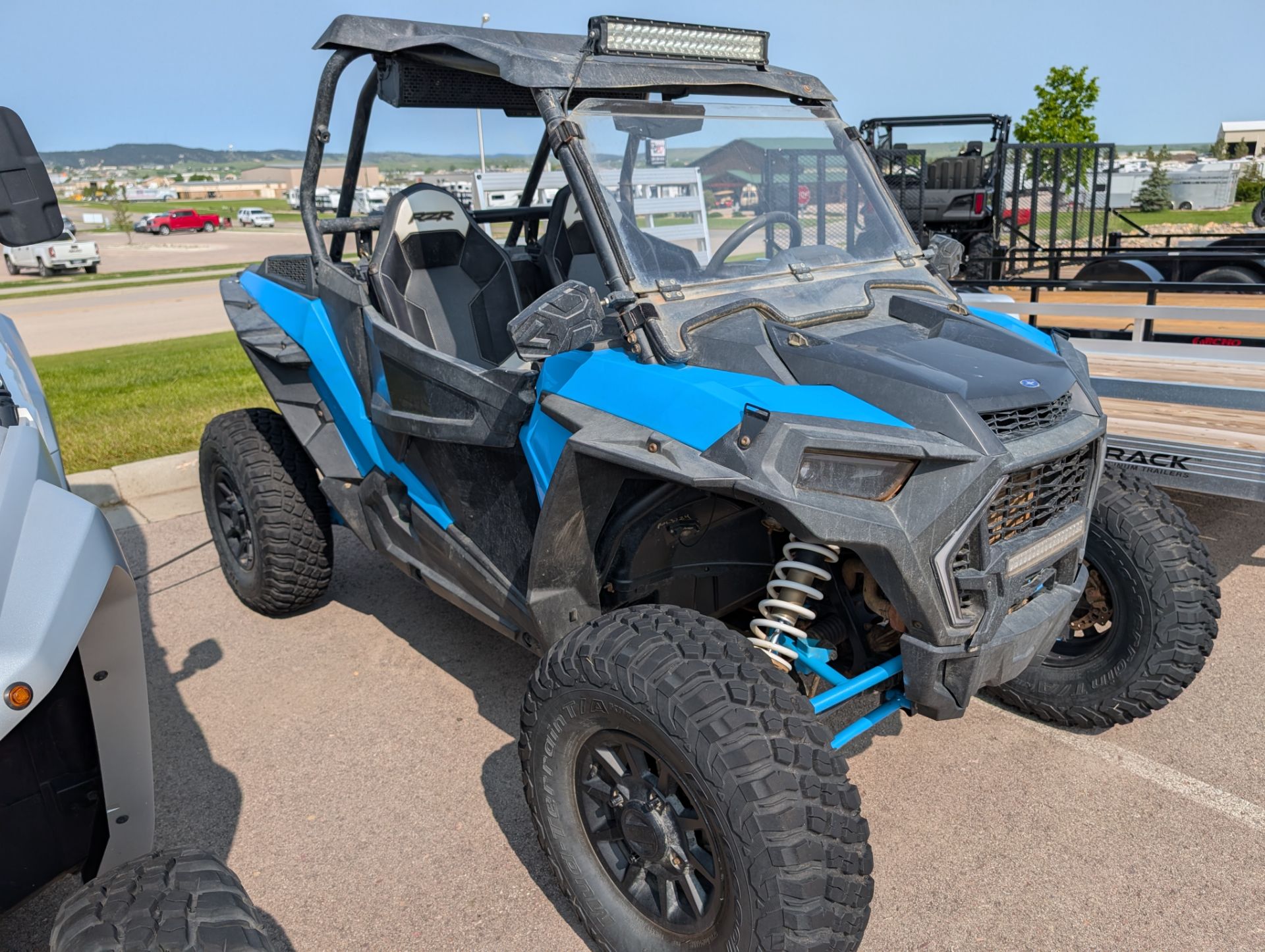 Polaris RZR XP 1000 Image
