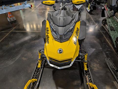 New 2025 Ski-Doo Summit NEO+ 600 EFI ES Hurricane 1.75 w/ FlexEdge