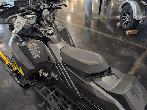 New 2025 Ski-Doo Summit NEO+ 600 EFI ES Hurricane 1.75 w/ FlexEdge