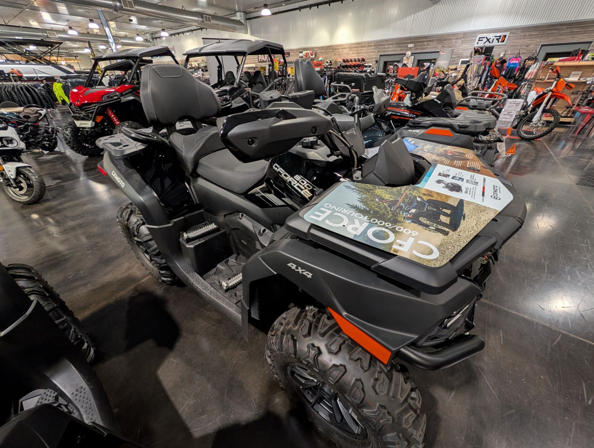 CFMoto CForce 600 Touring Image