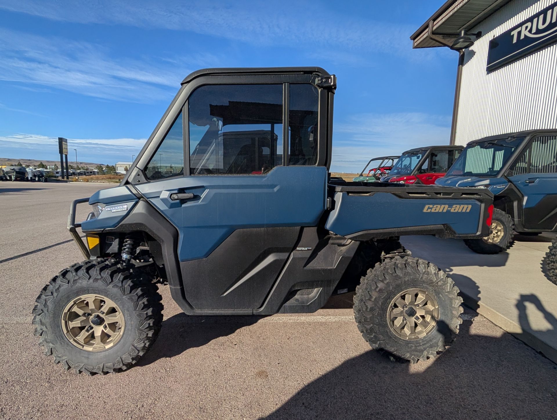 Can-Am Defender Limited Image