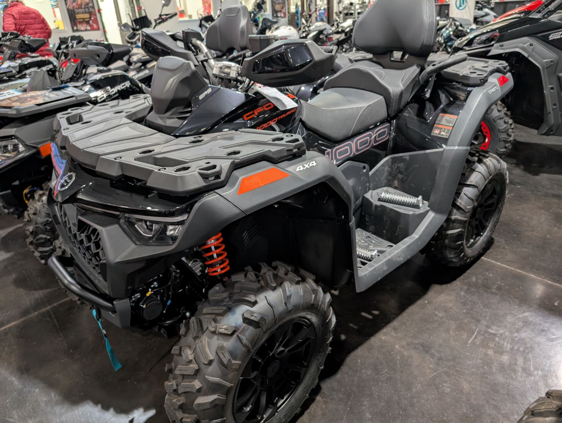 CFMoto CForce 600 Touring Image