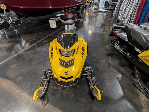 New 2025 Ski-Doo MXZ 200 ES Cobra 1.0 Neo Yellow / Black