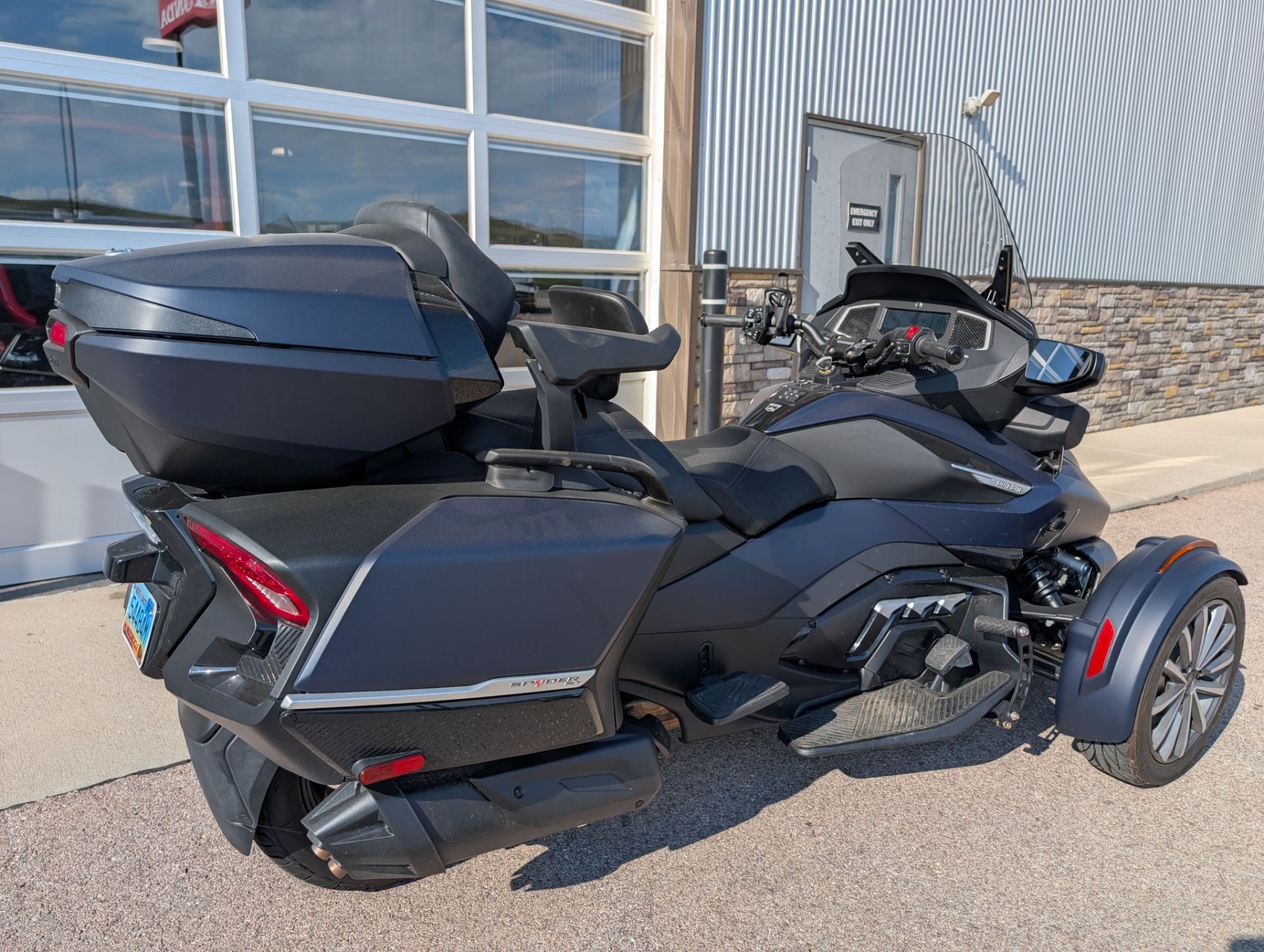 Can-Am Spyder RT Sea-to-Sky Image