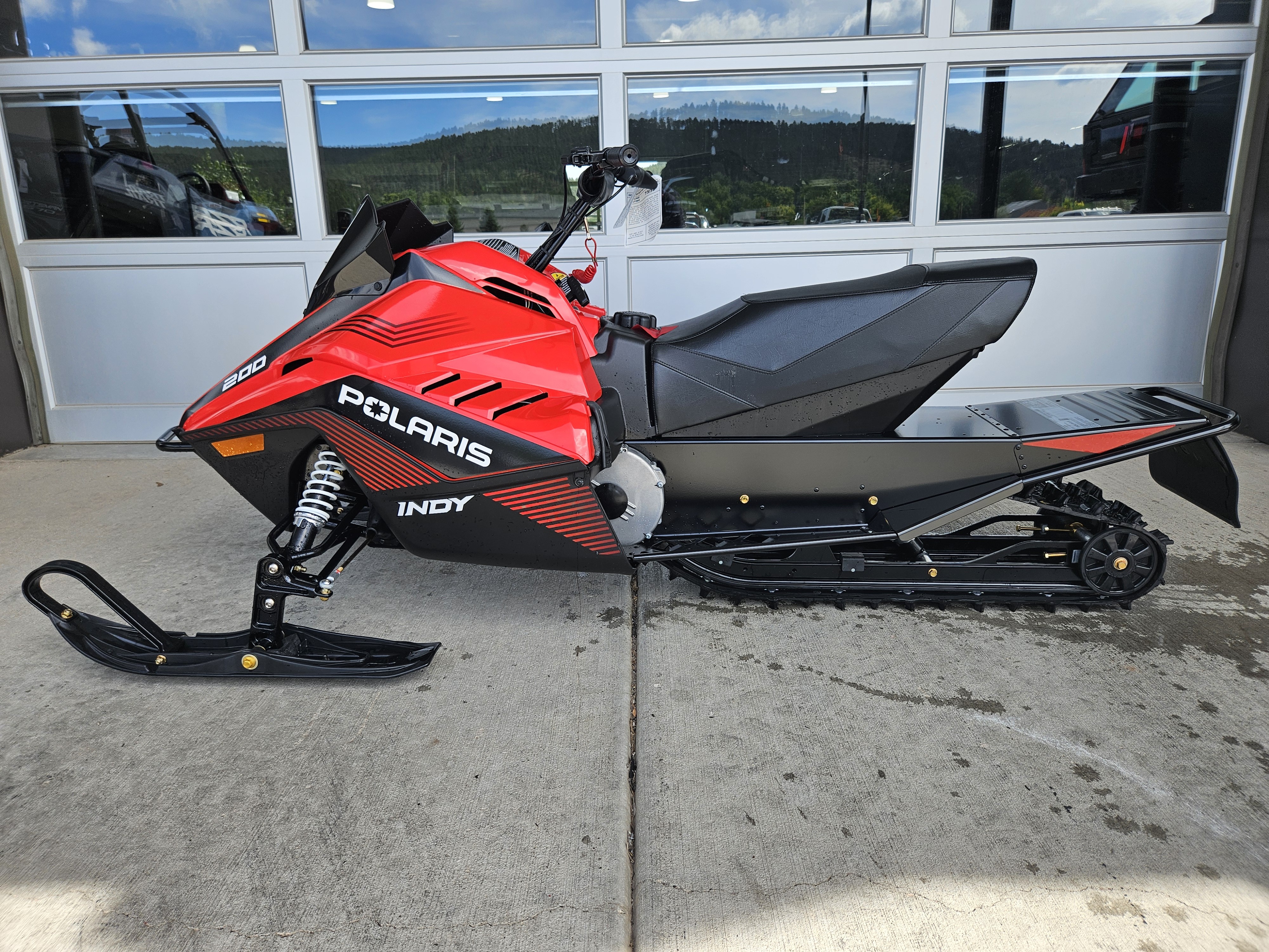 2027 Polaris INDY 200 ES 2