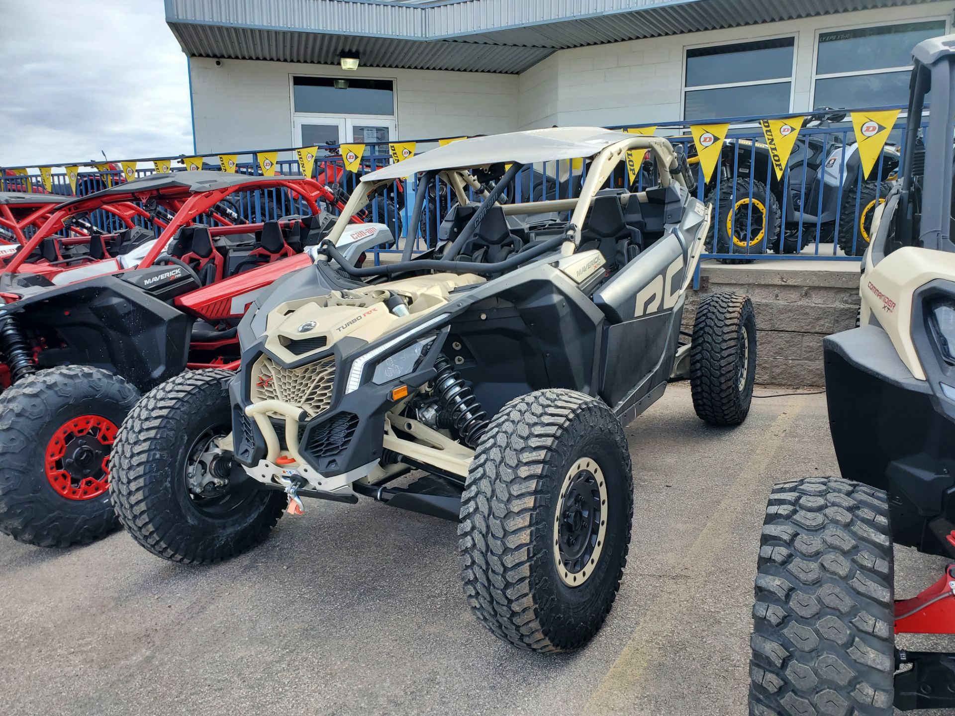 Can-Am Maverick X3 X RC Turbo RR 72 Image
