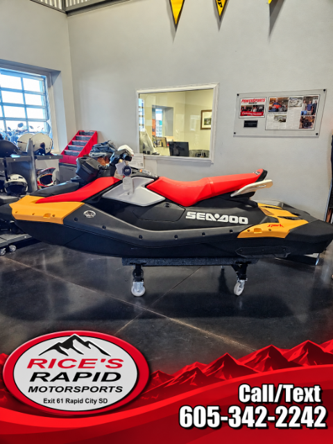 2026 Sea-Doo Spark for 3 90 hp + Convenience package with iBR and Audio in option — photo 1 of 9