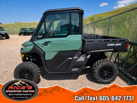 2026 Can-Am Defender DPS CAB