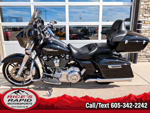 2017 Harley-Davidson Street Glide Special