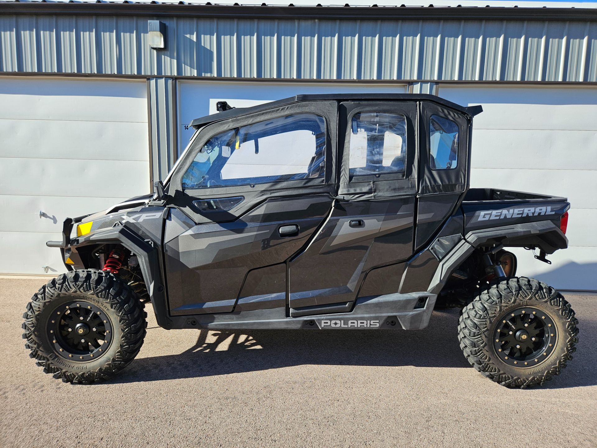 Polaris General XP 1000 Deluxe Ride Command Image