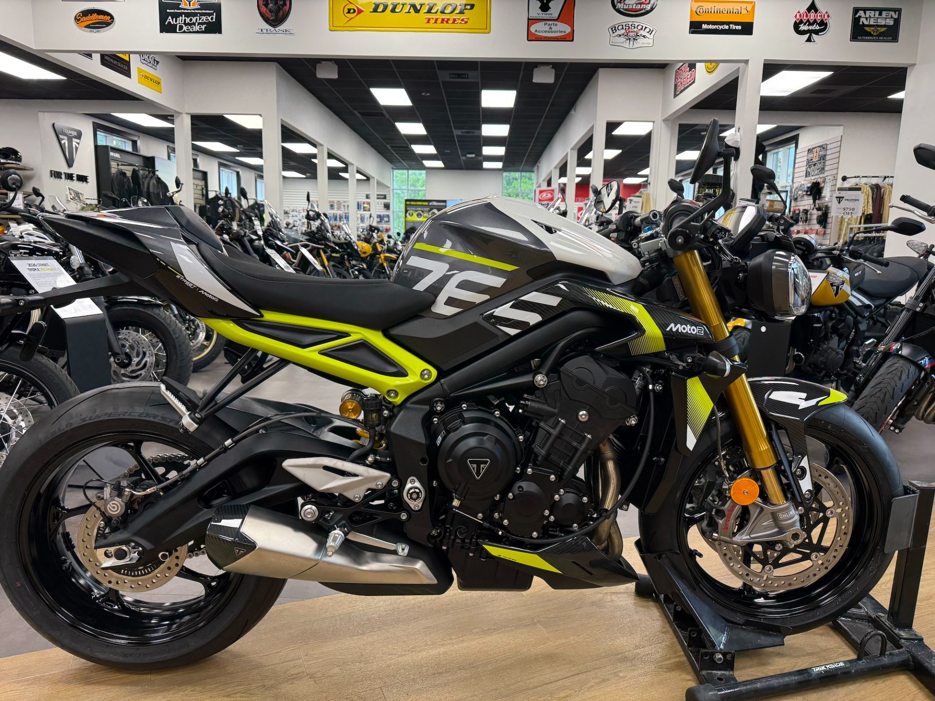 2026 Triumph Street Triple 765 Moto2 Edition for sale 1141355