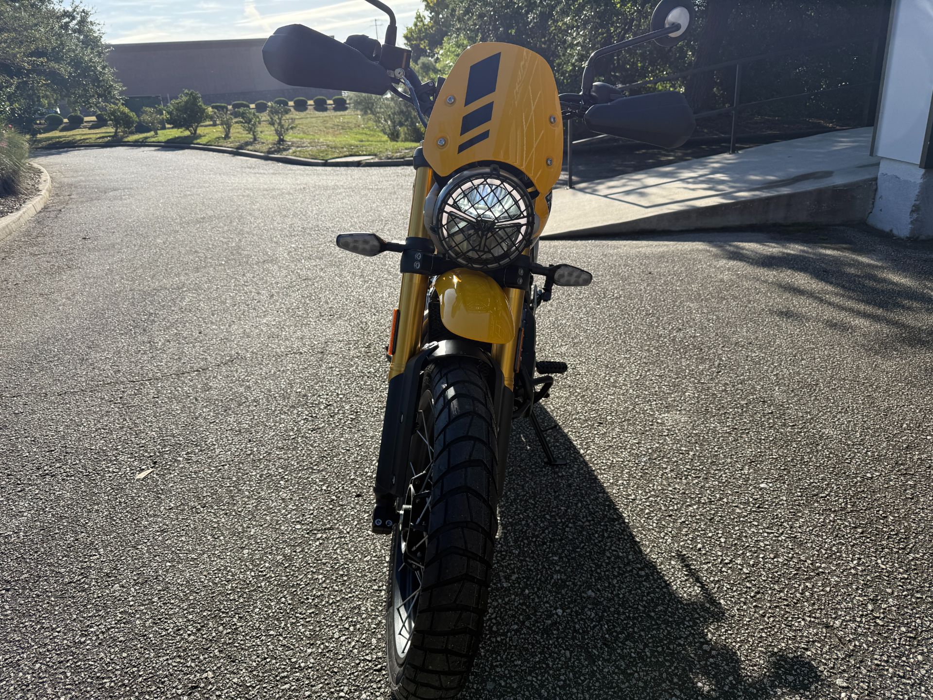 New 2026 Triumph Scrambler 400 XC | Motorcycles in North