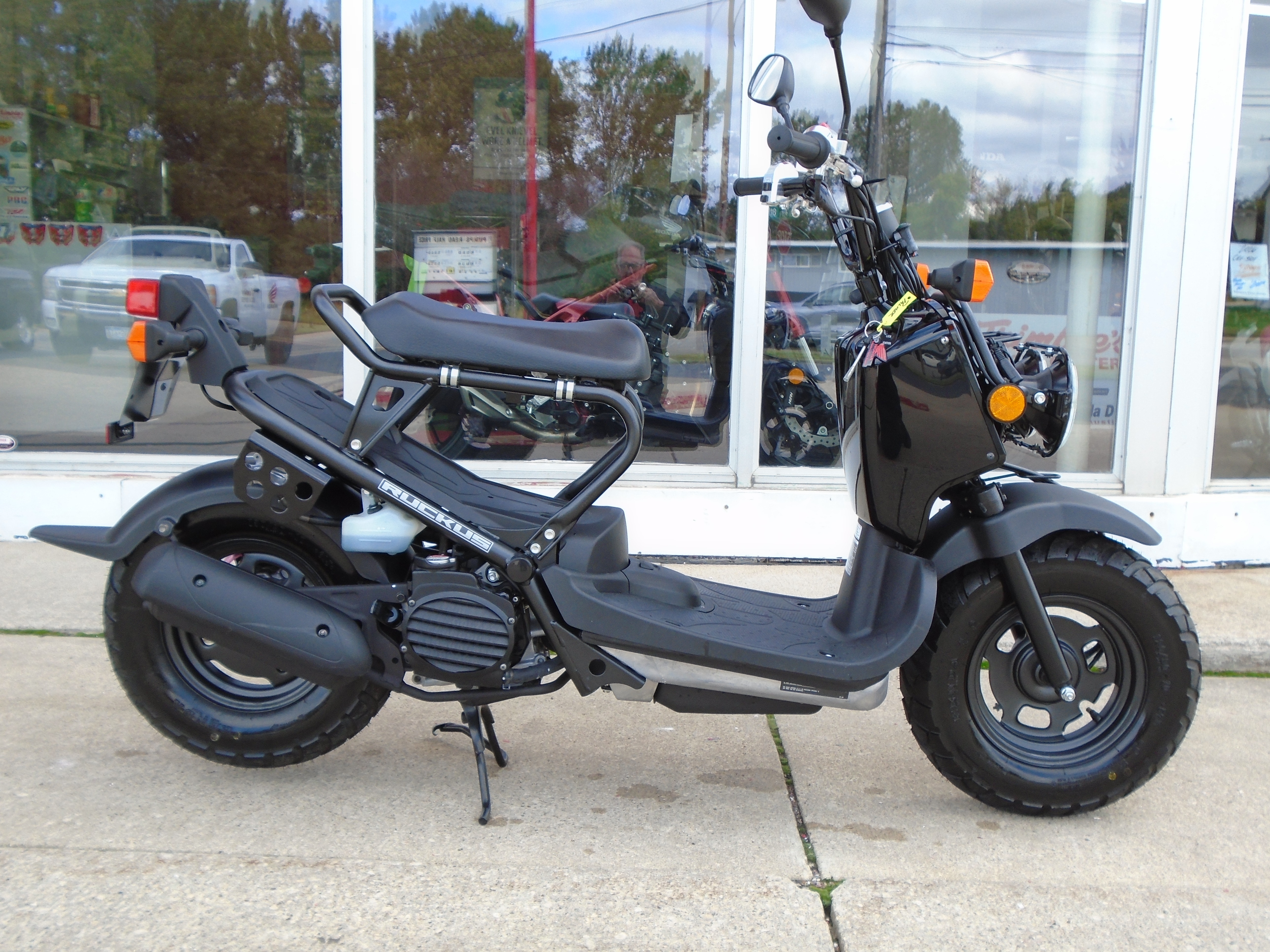 2024 Honda Ruckus 1