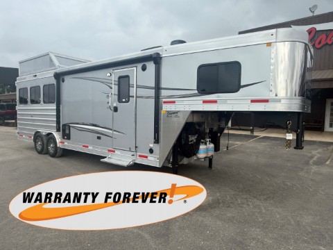 2027 Merhow 8309 Stampede Three Horse Living Quarters Trailer — photo 1 of 21