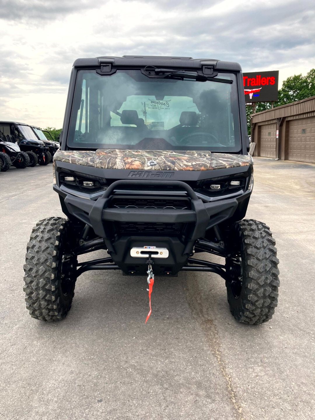 2026 Can-Am™ Defender MAX Limited HD11 2