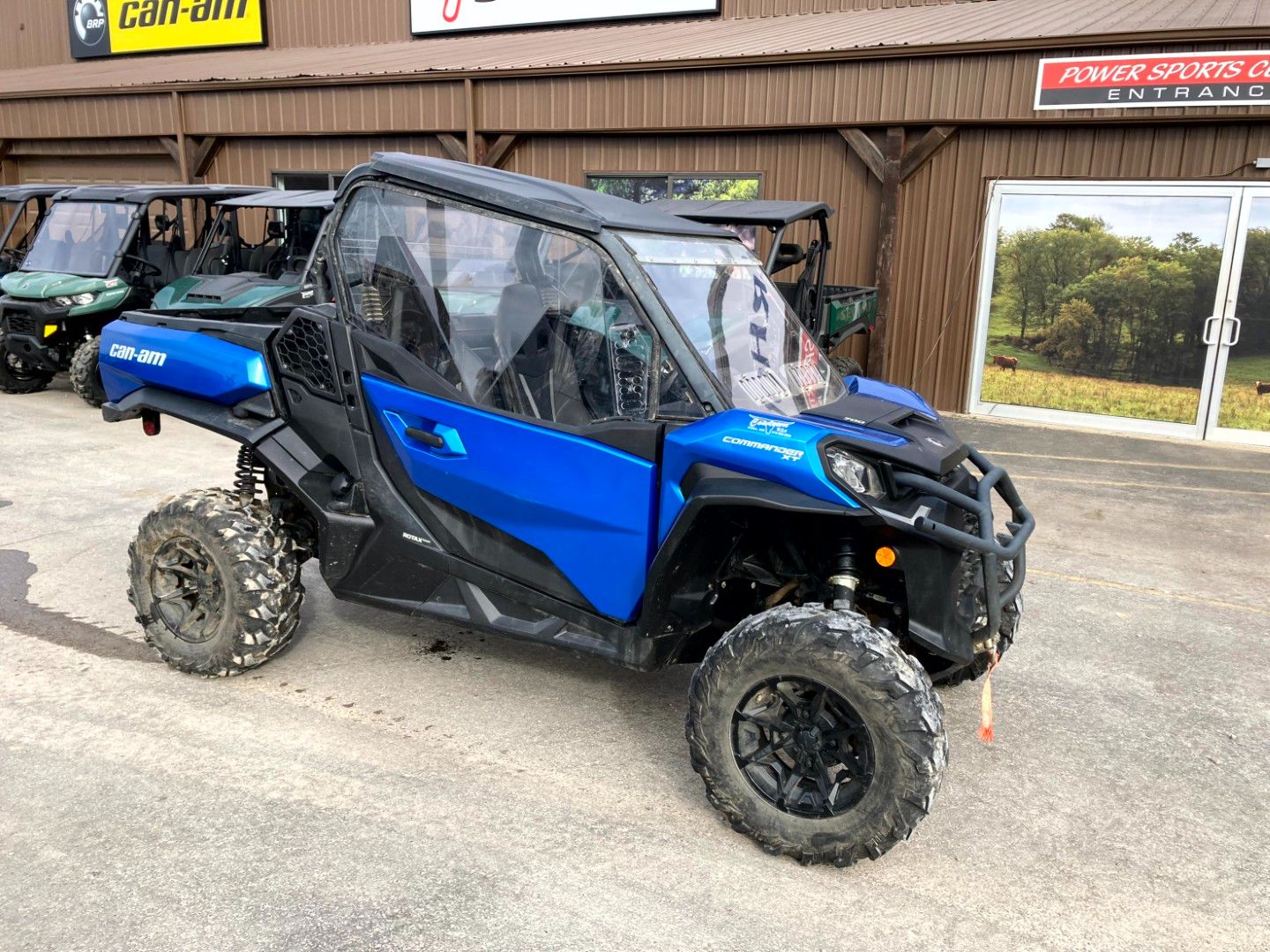 2023 Can-Am Commander XT 700 for sale 1066784
