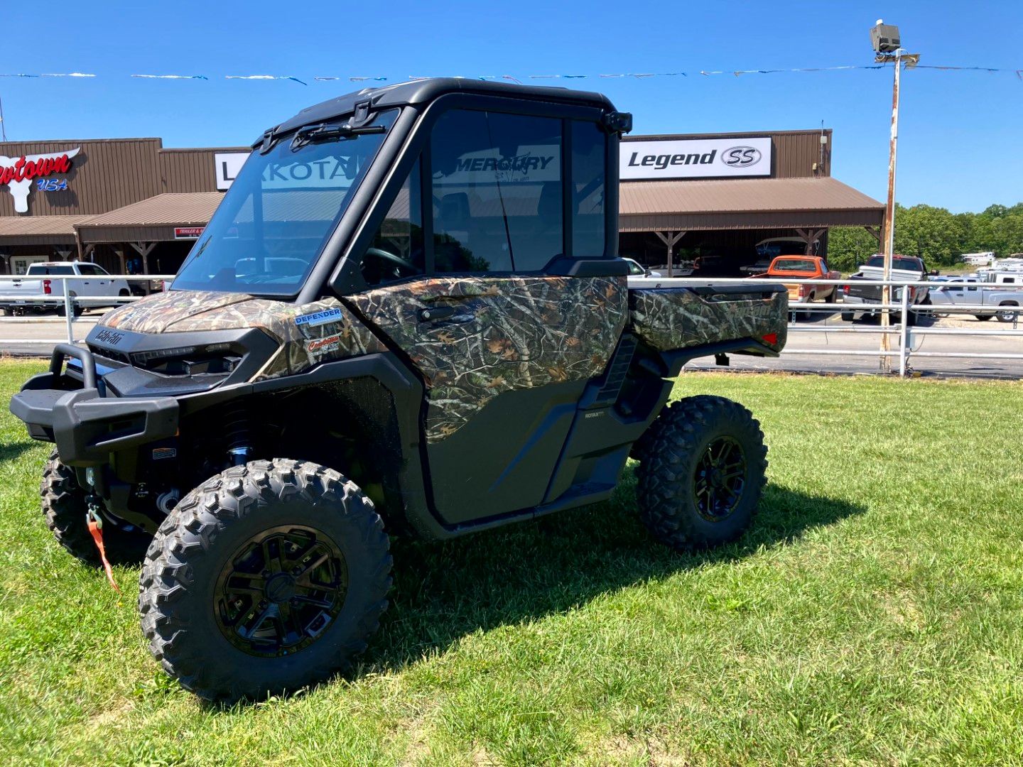 New 2026 Can-Am Defender Limited HD11, Cuba MO | Specs, Price
