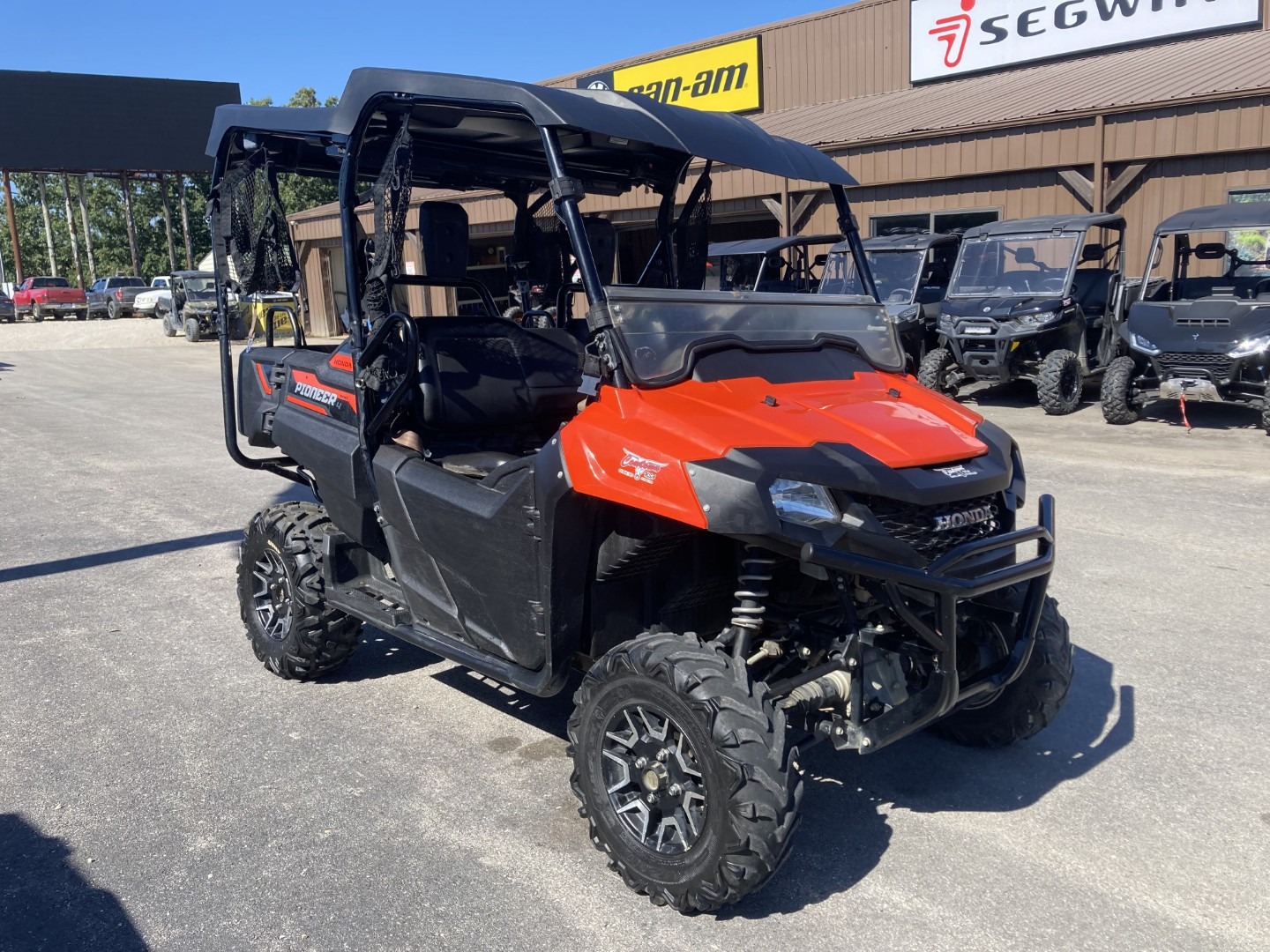 2018 Honda Pioneer 700-4 Deluxe 3