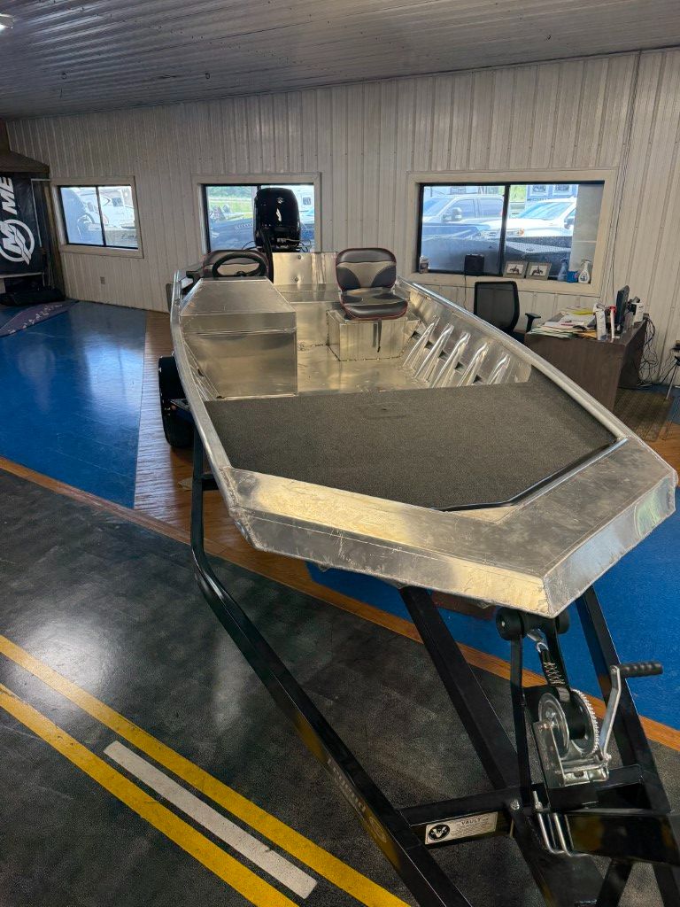 New 2025 Legend SS 17x52 Semi-V Sport Model Outboard Jet Boat with