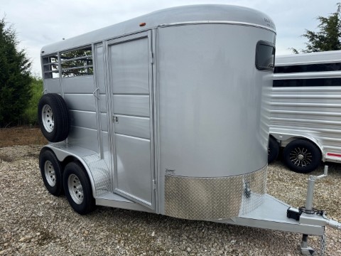 2026 Calico Two Horse Bumper Pull Trailer