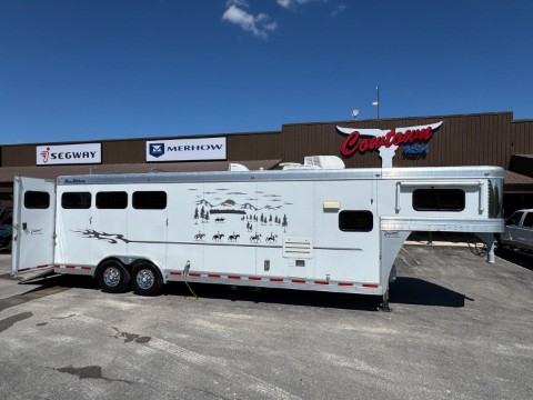 2008 Blue Ribbon Three Horse with Sierra Custom LQ and Generator — photo 1 of 13