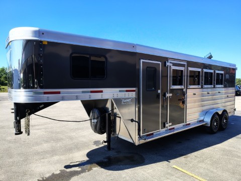 2025 Merhow 7400 Four Horse Gooseneck Trailer — photo 1 of 17